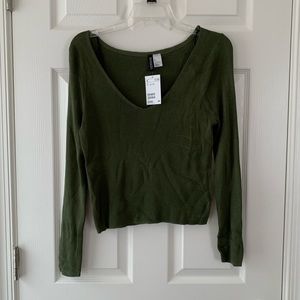 Long sleeve cropped sweater